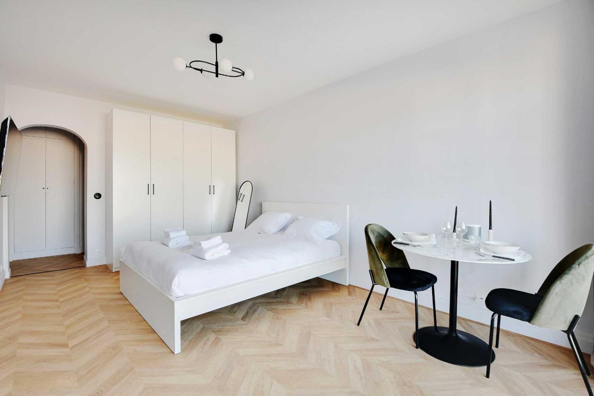 Elegant With Balcony - 2p - Trocadero-passy